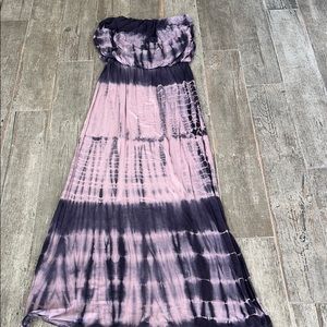 Women’s strapless maxi dress